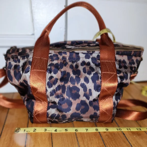 GG&L YV1 crossbody - Picture 5 of 6